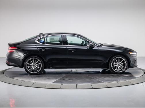 2026 Genesis G70 2.5T RWD Prestige