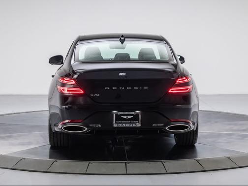 2026 Genesis G70 2.5T RWD Prestige