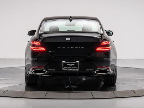 2026 Genesis G70 2.5T RWD Prestige