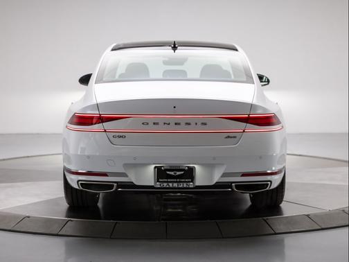 2026 Genesis G90 e-SC