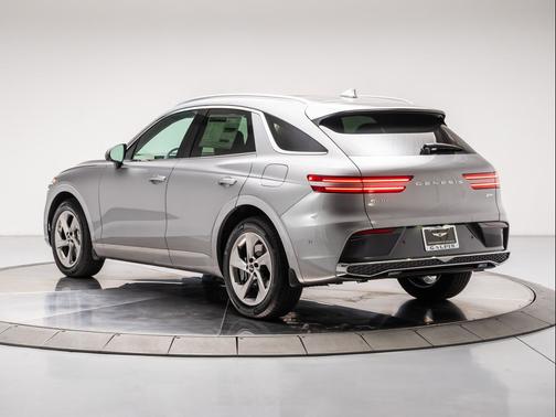 Savile Silver 2026 Genesis GV70 2.5T Advanced