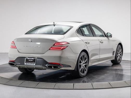 2026 Genesis G70 2.5T RWD Prestige