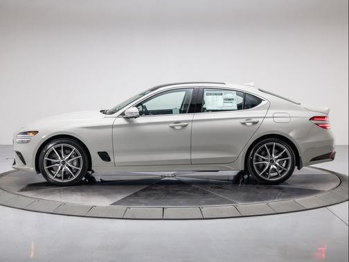 2026 Genesis G70 2.5T RWD Prestige