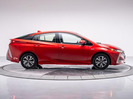 2017 Toyota Prius Prime Advanced