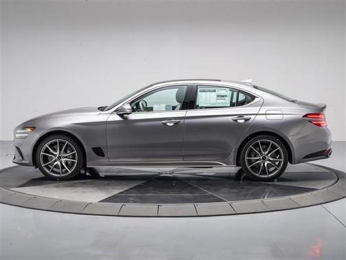 2026 Genesis G70 2.5T RWD Prestige