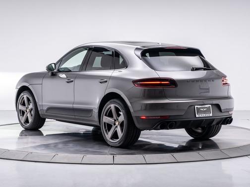 2018 Porsche Macan S