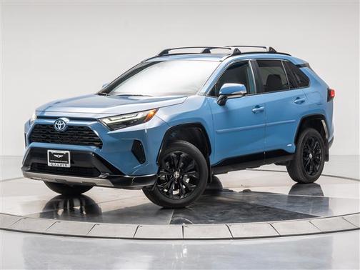 2024 Toyota RAV4 Hybrid SE