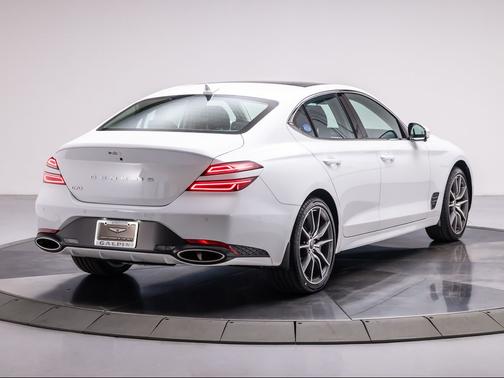 2026 Genesis G70 2.5T RWD Prestige