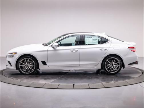 2026 Genesis G70 2.5T RWD Prestige