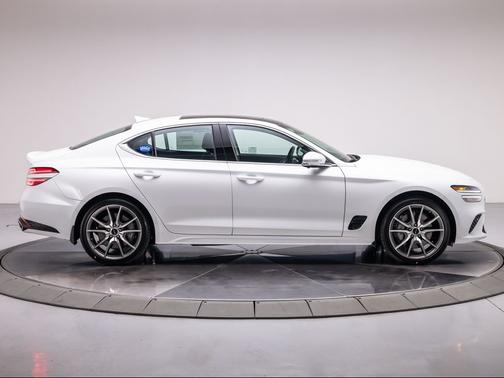 2026 Genesis G70 2.5T RWD Prestige