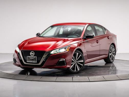 Scarlet Ember Tintcoat 2022 Nissan Altima SR FWD