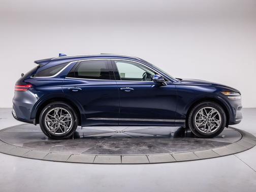 2023 Genesis GV70 2.5T AWD