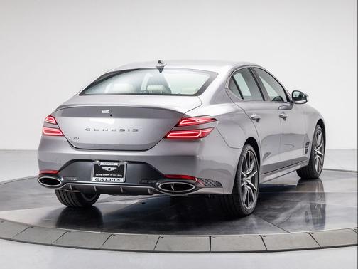 2026 Genesis G70 2.5T RWD