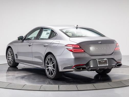 2026 Genesis G70 2.5T RWD