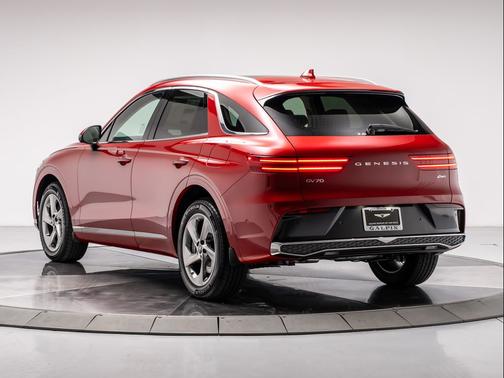 2026 Genesis GV70 2.5T Advanced