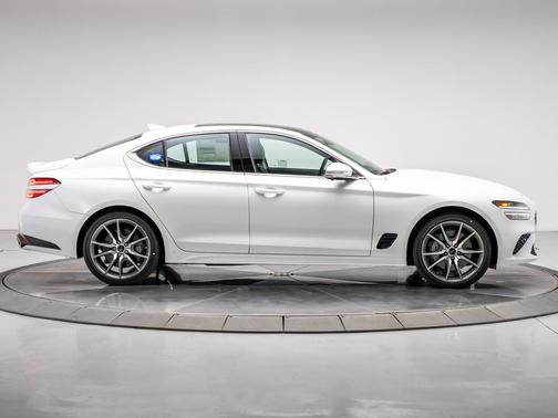 2026 Genesis G70 2.5T RWD Prestige