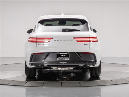 2026 Genesis GV70 2.5T Advanced