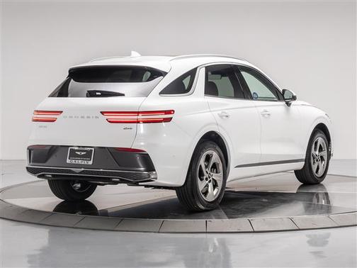 2026 Genesis GV70 2.5T Advanced