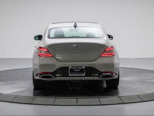 Vatna Gray 2026 Genesis G70 2.5T RWD Prestige