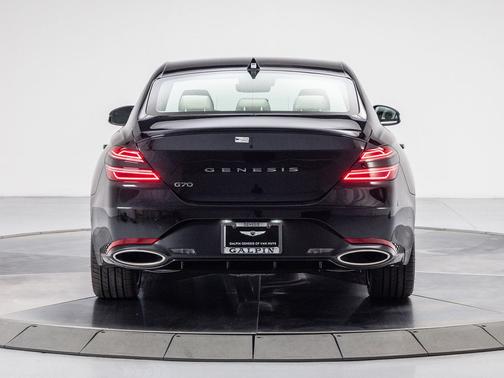 2026 Genesis G70 2.5T RWD