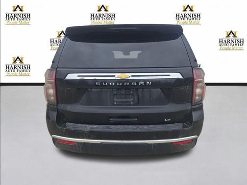 2024 Chevrolet Suburban LT