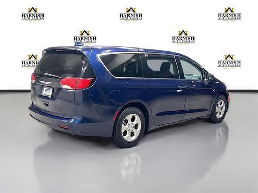 2017 Chrysler Pacifica LX