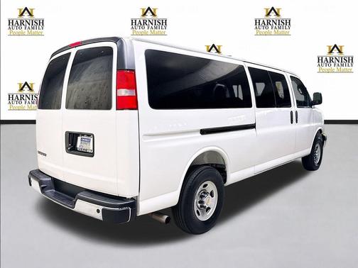 Summit White 2025 Chevrolet Express 3500 RWD 3500 Extended Wheelbase LT