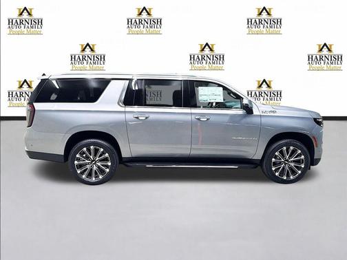 Sterling Gray Metallic 2026 Chevrolet Suburban High Country, 4WD