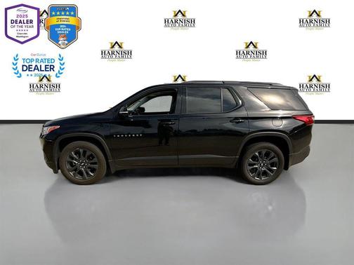 Mosaic Black Metallic 2020 Chevrolet Traverse RS