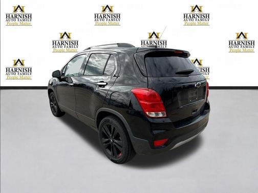 Mosaic Black Metallic 2019 Chevrolet Trax LT