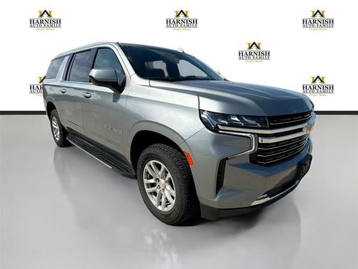 2023 Chevrolet Suburban LT