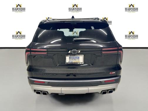 Mosaic Black Metallic 2024 Chevrolet Traverse AWD Z71