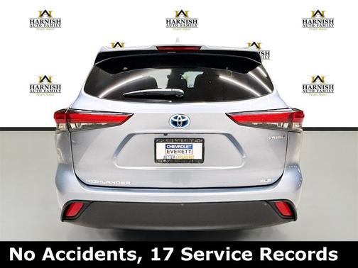 2021 Toyota Highlander Hybrid XLE
