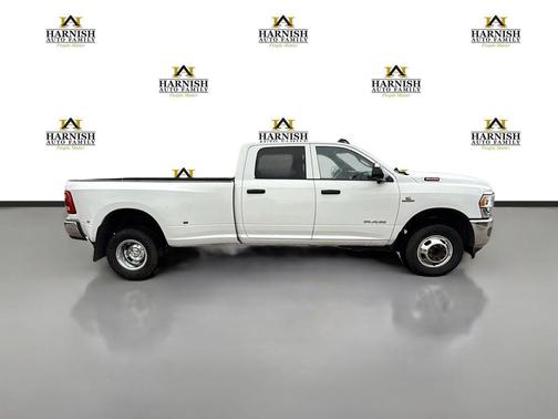 2021 RAM 3500 Tradesman Crew Cab 4x4 8' Box