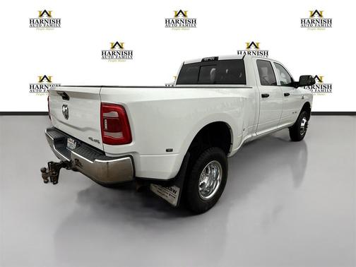 2021 RAM 3500 Tradesman Crew Cab 4x4 8' Box