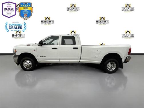 2021 RAM 3500 Tradesman Crew Cab 4x4 8' Box