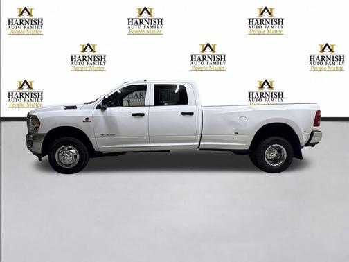 2021 RAM 3500 Tradesman Crew Cab 4x4 8' Box