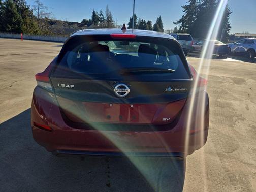 2022 Nissan Leaf SV 40 kWh