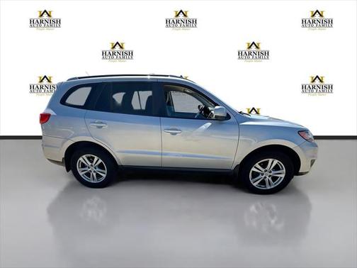 2010 Hyundai SANTA FE SE