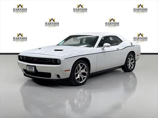 2015 Dodge Challenger SXT Plus