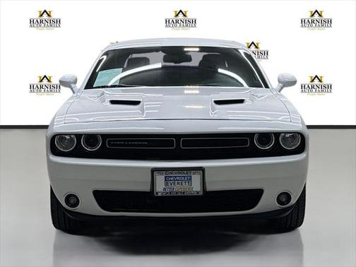 2015 Dodge Challenger SXT Plus