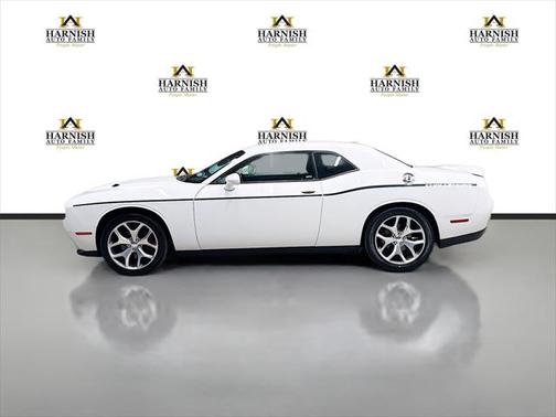 2015 Dodge Challenger SXT Plus