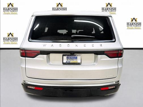 Silver Zynith 2024 Jeep Wagoneer Series II 4x4