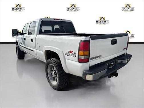2005 GMC Sierra 2500 SLT H/D Crew Cab