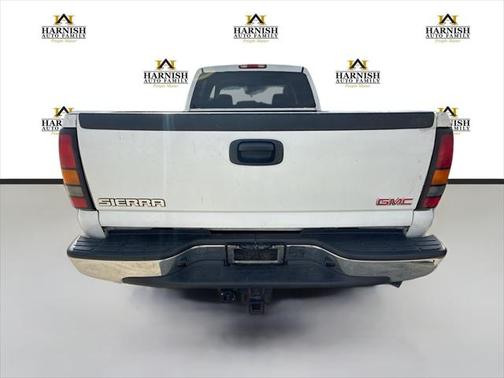 2005 GMC Sierra 2500 SLT H/D Crew Cab