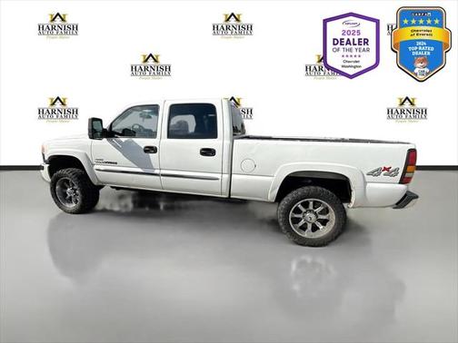 2005 GMC Sierra 2500 SLT H/D Crew Cab