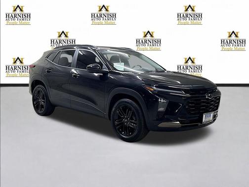 Mosaic Black Metallic 2024 Chevrolet Trax FWD ACTIV