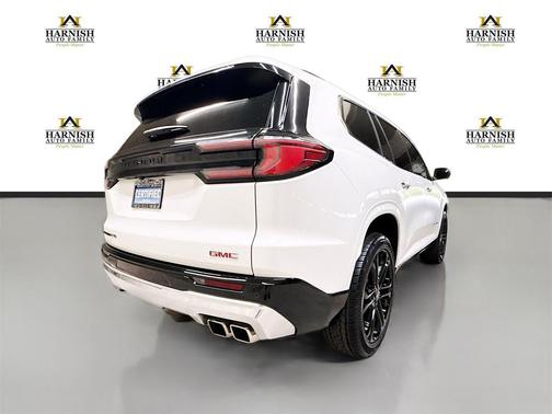 2025 GMC Acadia Denali