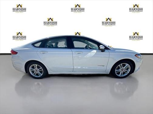 2018 Ford Fusion Hybrid SE