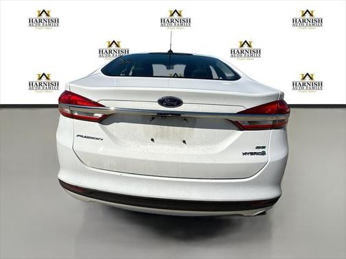 2018 Ford Fusion Hybrid SE